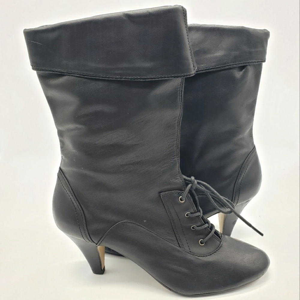 Seychelles women US 8.5 black leather calf high lace up vamp heeled boots